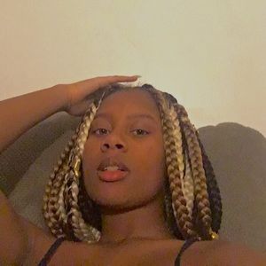 Meet your Posher, Donyeajah